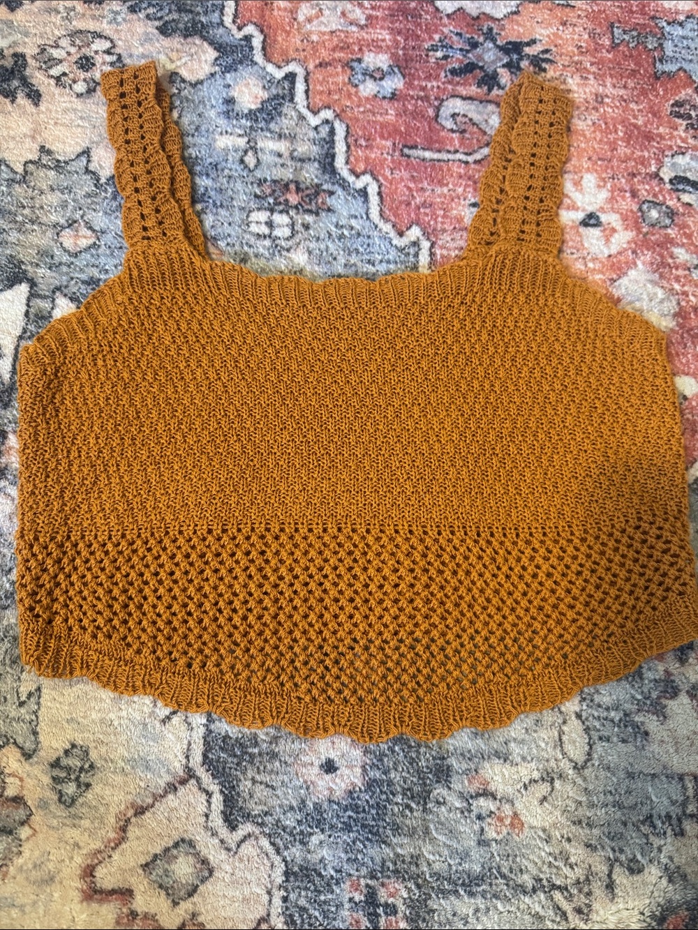 Crocheted tank top - Picture 2 of 3